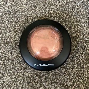 MAC Cheeky Bronze Skin Finish